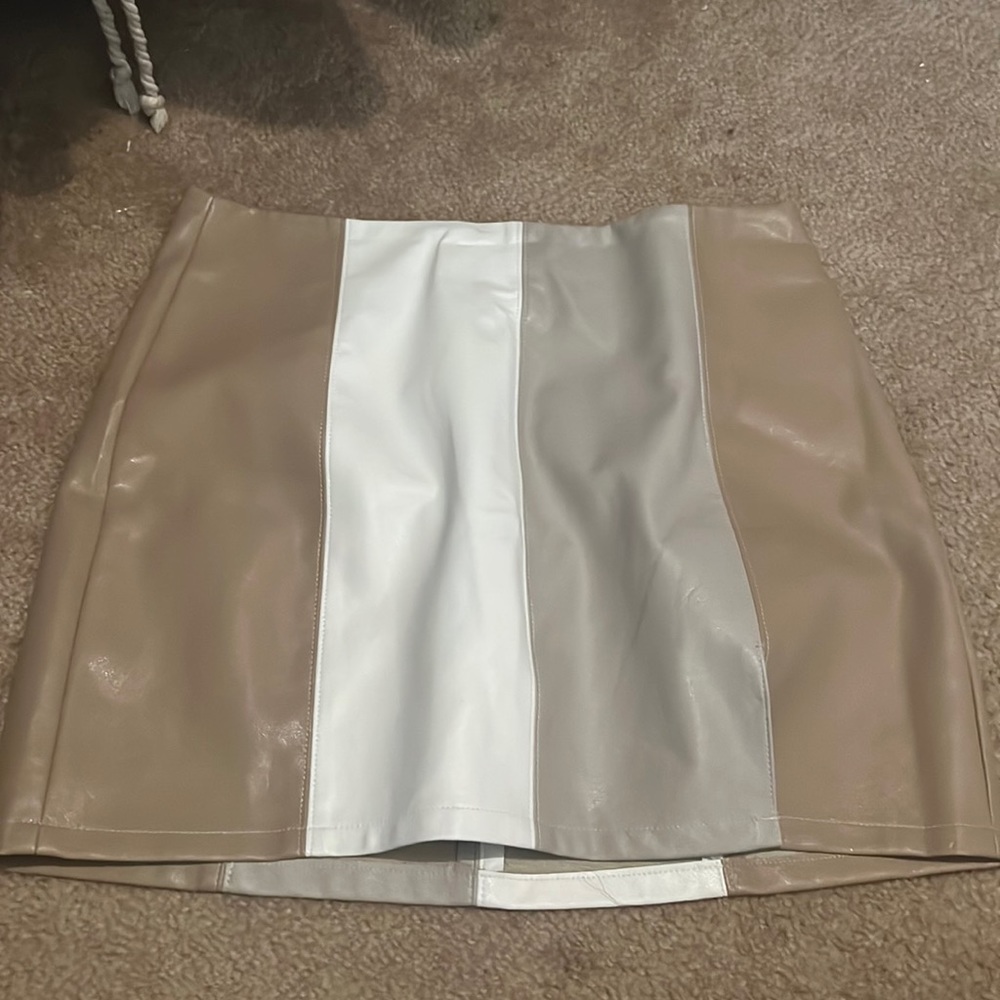 Leather skirt